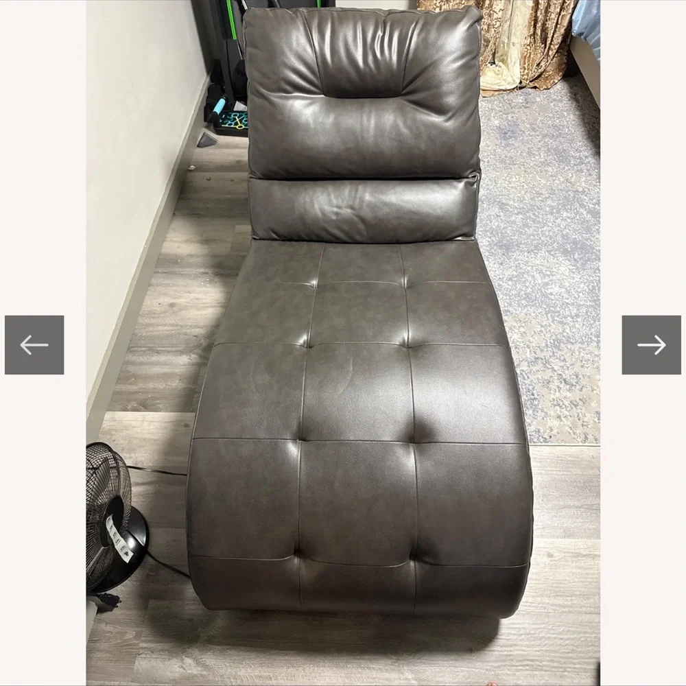 Elegant Gray Chaise Lounge